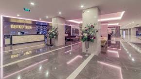RAMADA RESORT KUSADASI AND GOLF Lobby